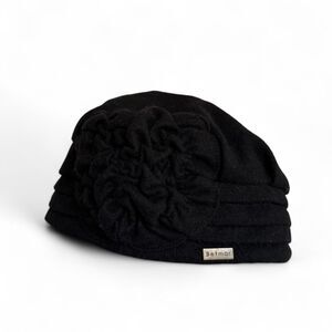 Bretmar NY Women's Black Wool Blend Pillbox Hat Flower Detail 1920s Flapper